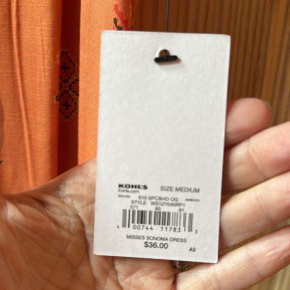 Ladies dress NWT - Picture 3 of 3